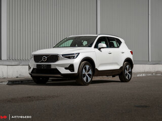 2024 Volvo XC40 I Рестайлинг, белый, 4990000 рублей, вид 1