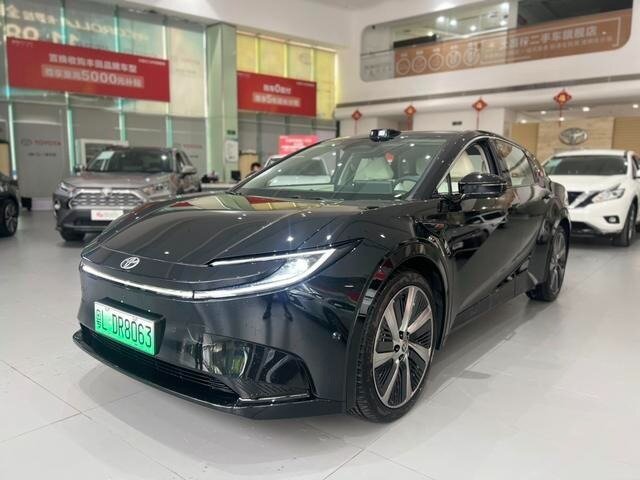 Toyota bZ5 550