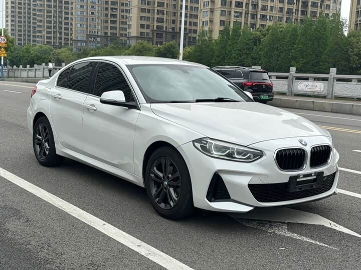 BMW 1 серии 120i III (F52) Рестайлинг