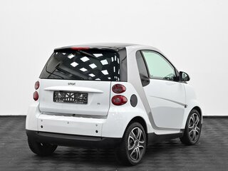 2009 Smart Fortwo II, белый, 599000 рублей, вид 4