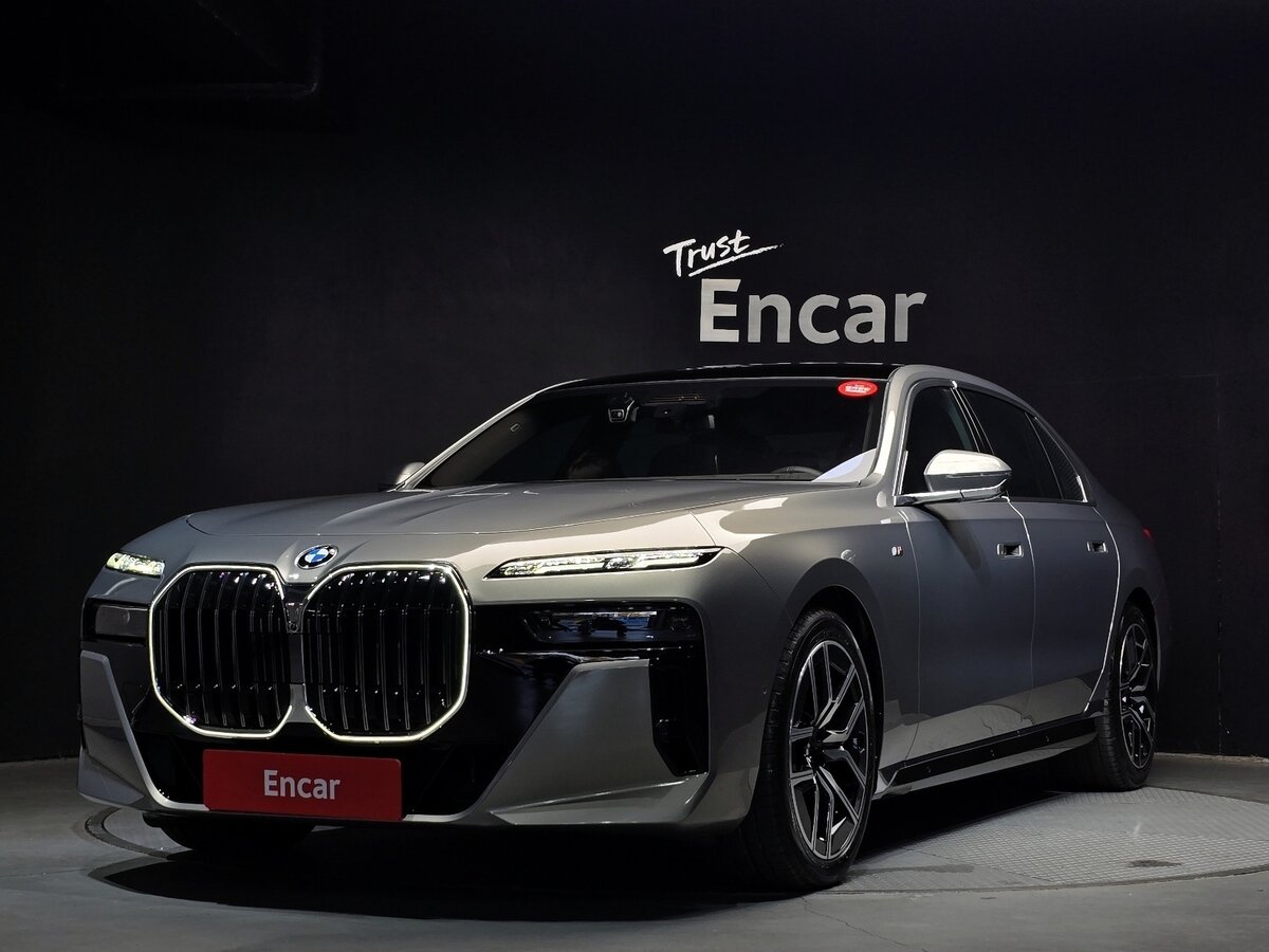 BMW 7 серии 740i xDrive VII (G70)
