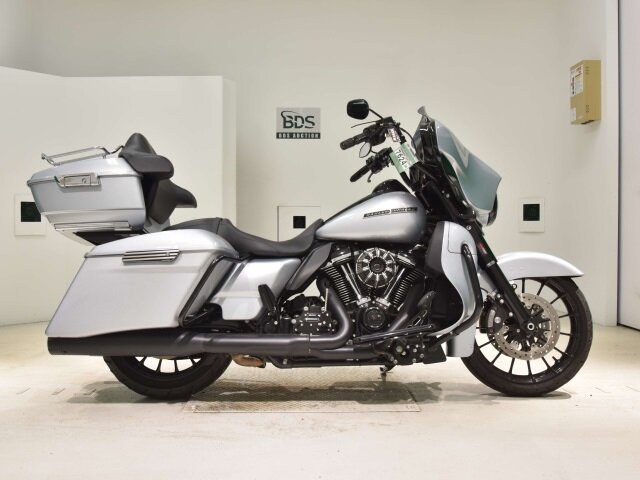 Harley-Davidson Street Glide Special
