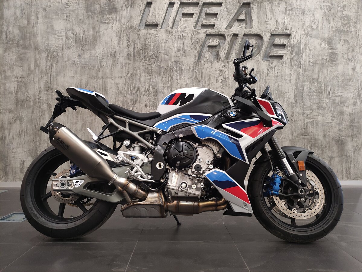 BMW M 1000 R