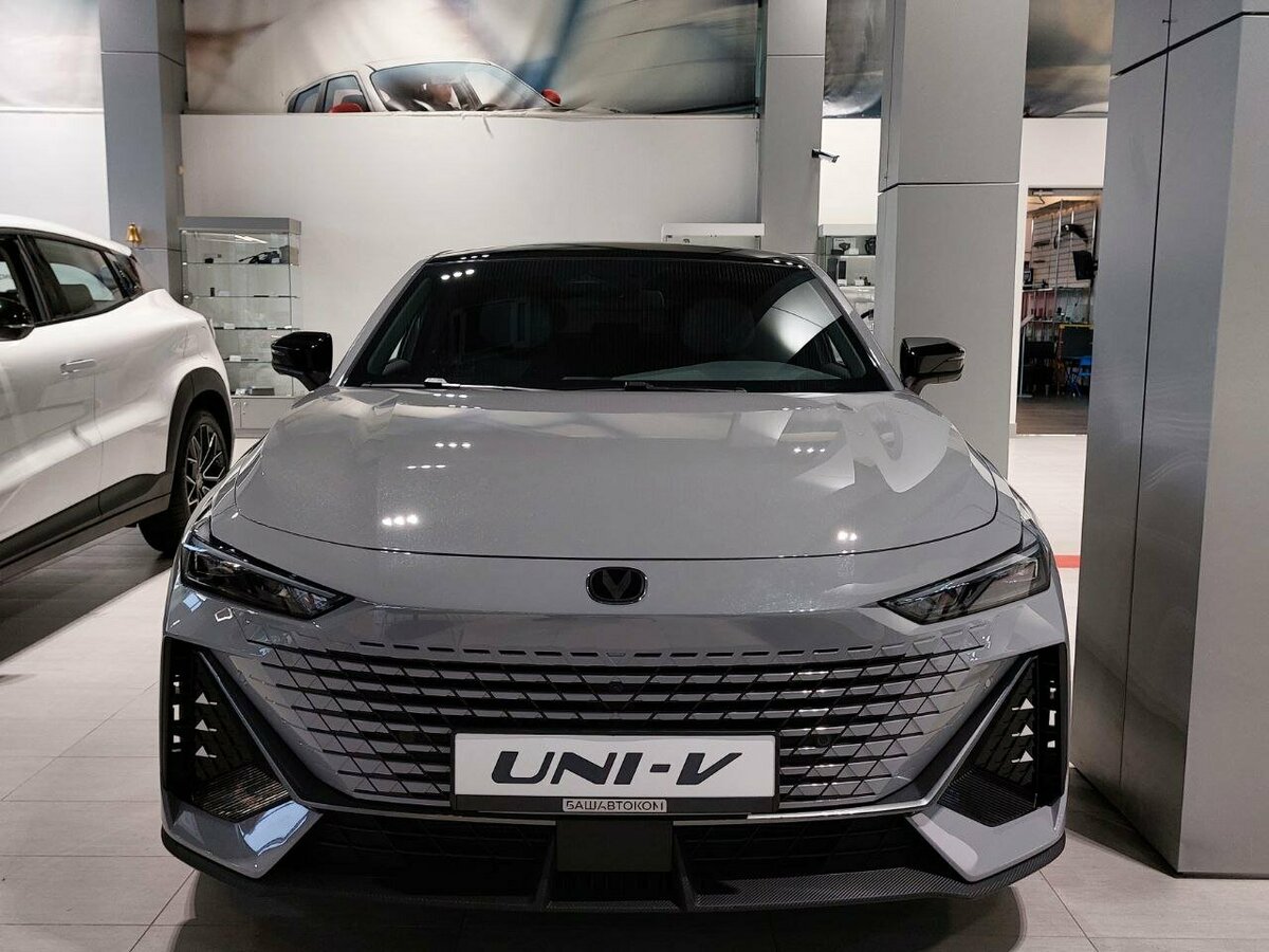 Changan UNI-V I