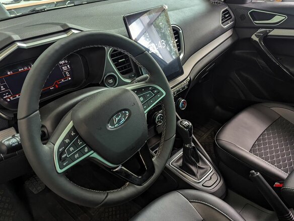 2026 Lada (ВАЗ) Vesta CNG I Рестайлинг (NG), белый - вид 13