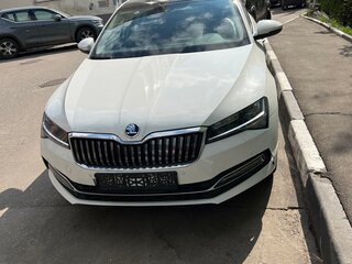 2025 Skoda Superb III Рестайлинг, белый, 3100000 рублей, вид 1