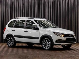 2026 Lada (ВАЗ) Granta Cross I Рестайлинг, белый, 1095000 рублей, вид 3