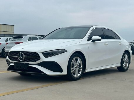 2023 Mercedes-Benz A-Класс 180 Long IV (W177) Рестайлинг, белый, 2190000 рублей, вид 1