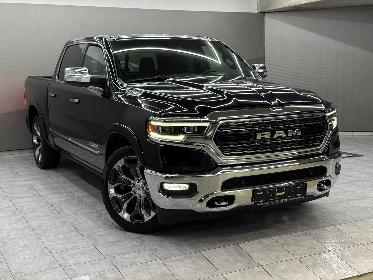 Ram 1500 Crew Cab V