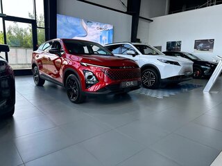 2026 Omoda C5 II, красный, 2879000 рублей, вид 3