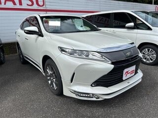 2019 Toyota Harrier III (XU60) Рестайлинг, белый, 1910000 рублей, вид 4