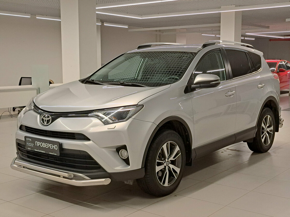 Toyota RAV4 IV (XA40) Рестайлинг