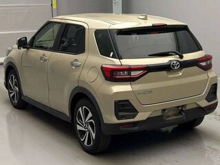 2022 Toyota Raize I, золотистый, 1215002 рублей, вид 4