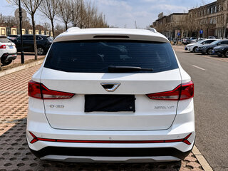 2023 Jetta VS7 I Рестайлинг 1, белый, 1740000 рублей, вид 3