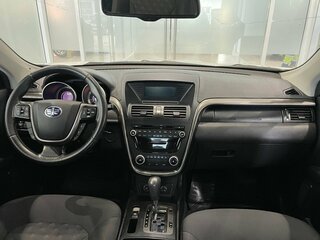 2017 FAW Besturn X80 I, белый, 585000 рублей, вид 5