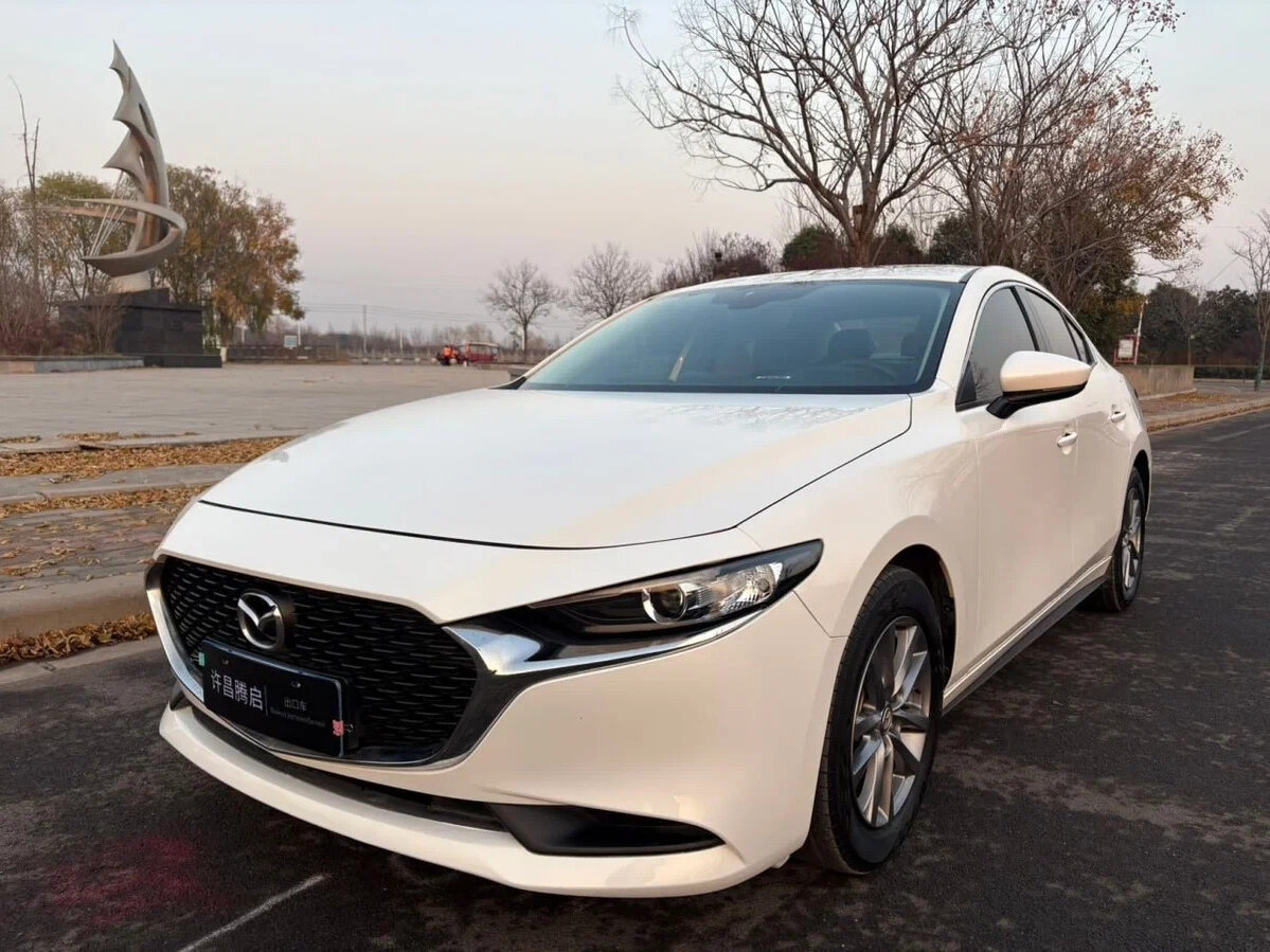 Mazda 3 IV (BP)