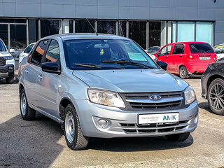 2017 Lada (ВАЗ) Granta I, серебристый, 370000 рублей, вид 2