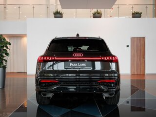 2026 Audi Q5 L III (GU), чёрный, 6475000 рублей, вид 4