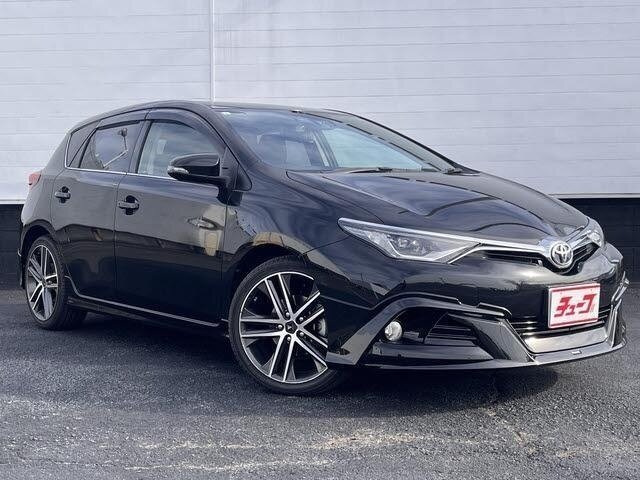 Toyota Auris II Рестайлинг