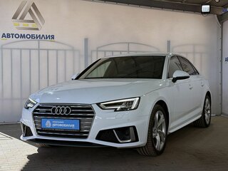 Audi A4 V (B9)