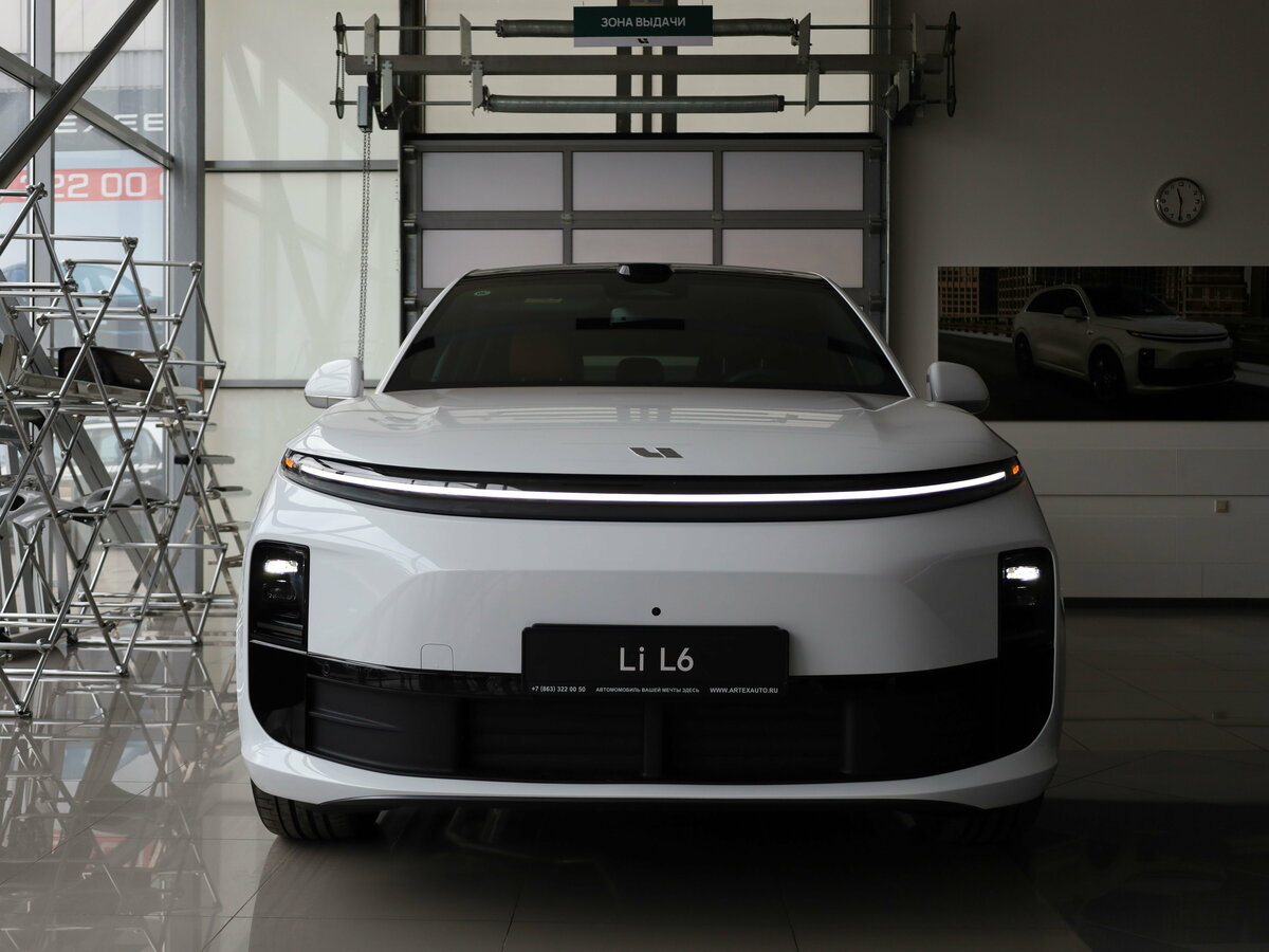 Li Auto (Lixiang) L6