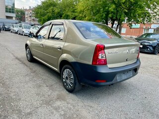 2011 Renault Logan I Рестайлинг, бежевый, 599000 рублей, вид 1