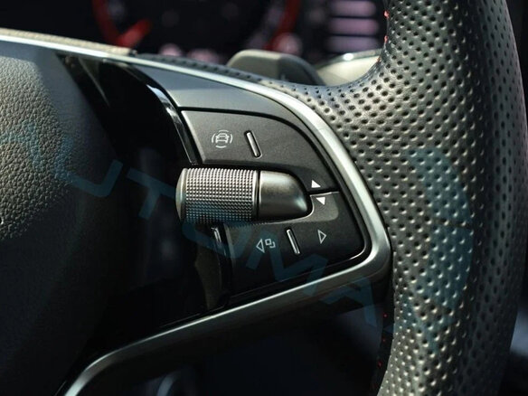 2026 Skoda Octavia RS IV Рестайлинг, чёрный, 5800000 рублей - вид 11
