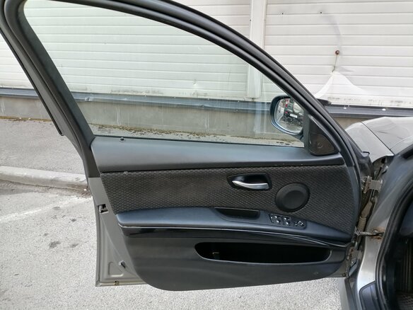 2010 BMW 3 серии 320d xDrive V (E90/E91/E92/E93) Рестайлинг, серый, 999000 рублей - вид 14