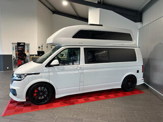 2023 Volkswagen California 4MOTION T6 Рестайлинг, белый, 13000000 рублей, вид 1