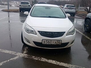 2010 Opel Astra J, белый, 649000 рублей, вид 1