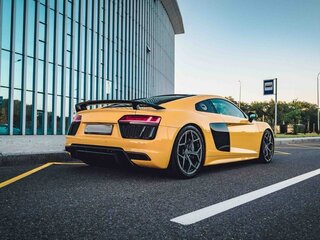 2016 Audi R8 V10 plus II (4S), жёлтый, 10999000 рублей, вид 1