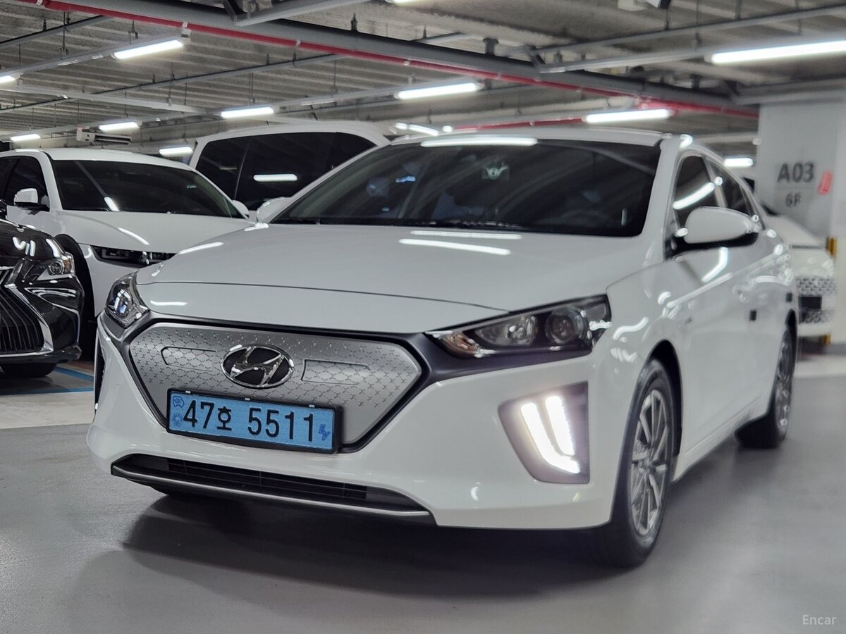 Hyundai IONIQ