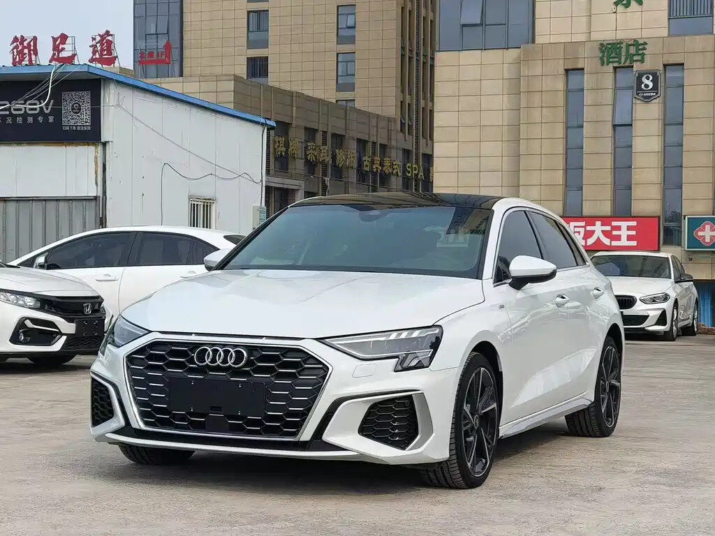 Audi A3 Sportback 35 TFSI IV (8Y)