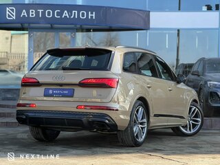 2025 Audi Q7 45 TFSI II (4M) Рестайлинг 2, бежевый, 9890000 рублей, вид 3