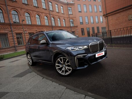 2019 BMW X7 M50d I (G07), серый, 7100000 рублей, вид 3