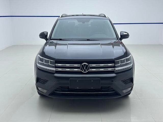 Volkswagen Tharu I