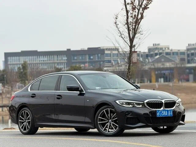 BMW 3 серии 320i VII (G2x)