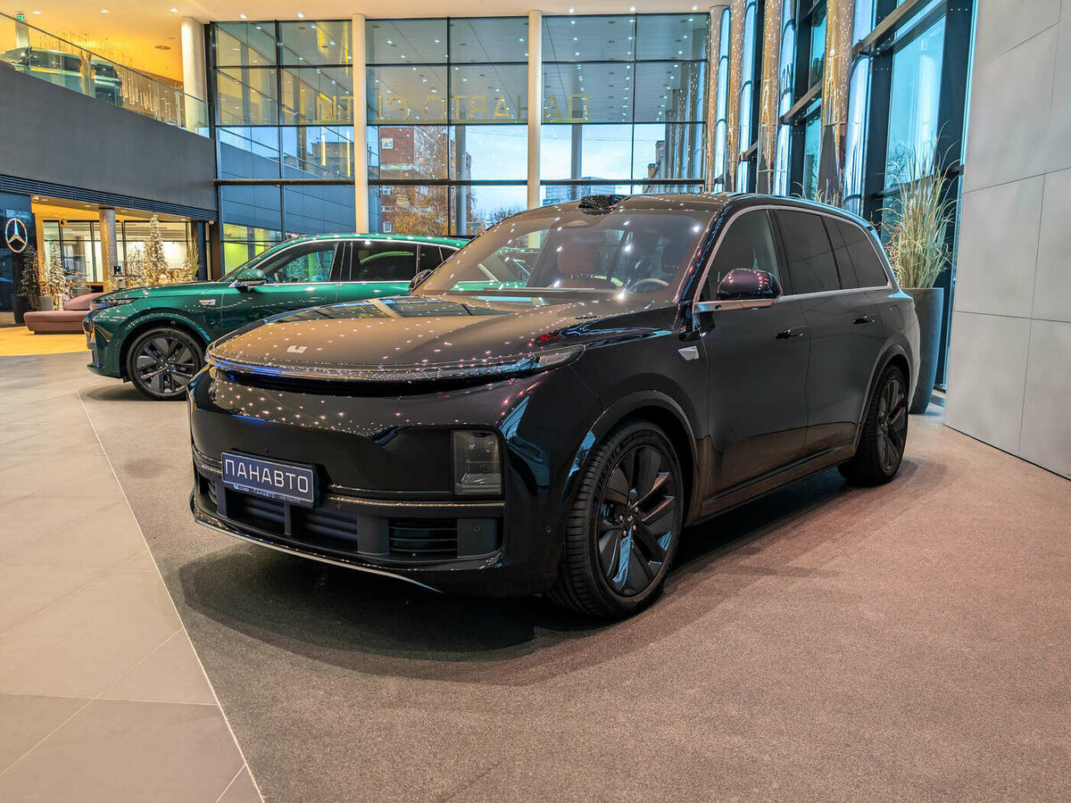 Li Auto (Lixiang) L9 52.3 kWh I Рестайлинг