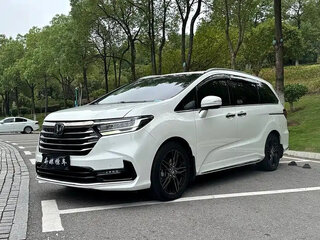 2022 Honda Odyssey V Рестайлинг 2, белый, 2404555 рублей, вид 1
