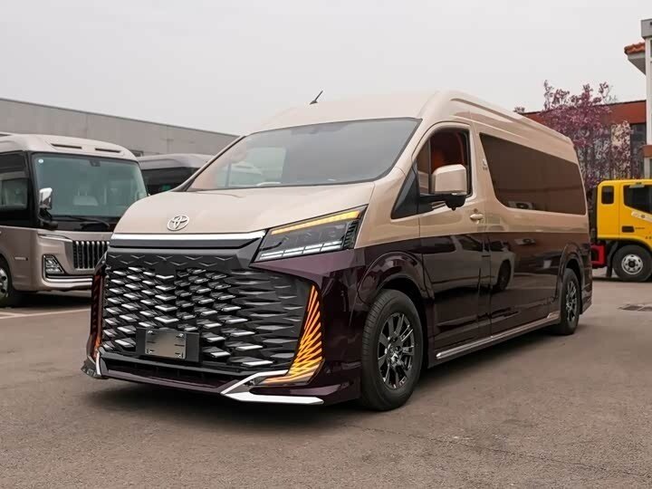Toyota HiAce H300