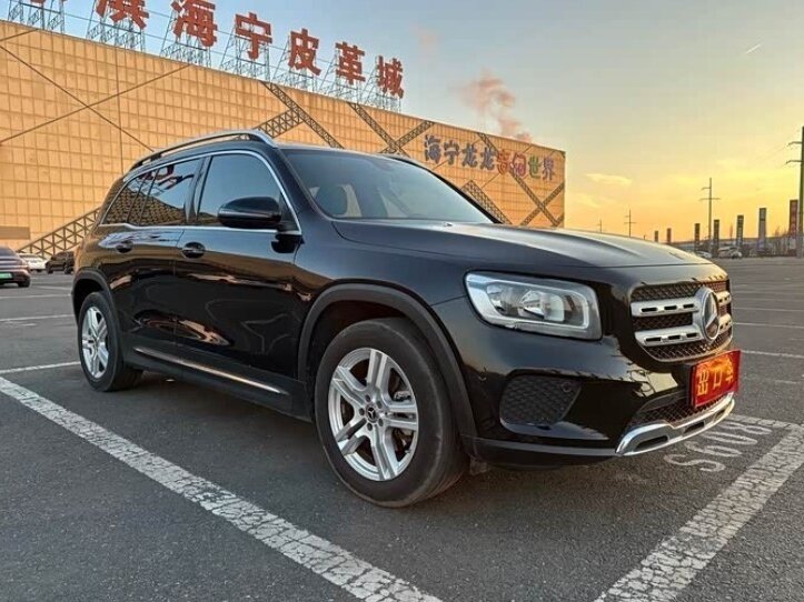 Mercedes-Benz GLB 180 I (X247)
