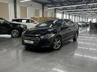 Hyundai Elantra VI (AD)