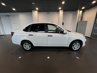 2018 Lada (ВАЗ) Granta I, белый, 373000 рублей, вид 2