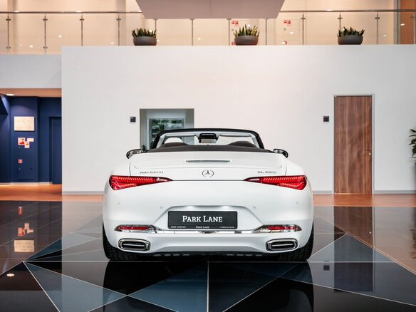 2025 Mercedes-Benz Maybach SL SL 680, белый, 36890000 рублей - вид 5