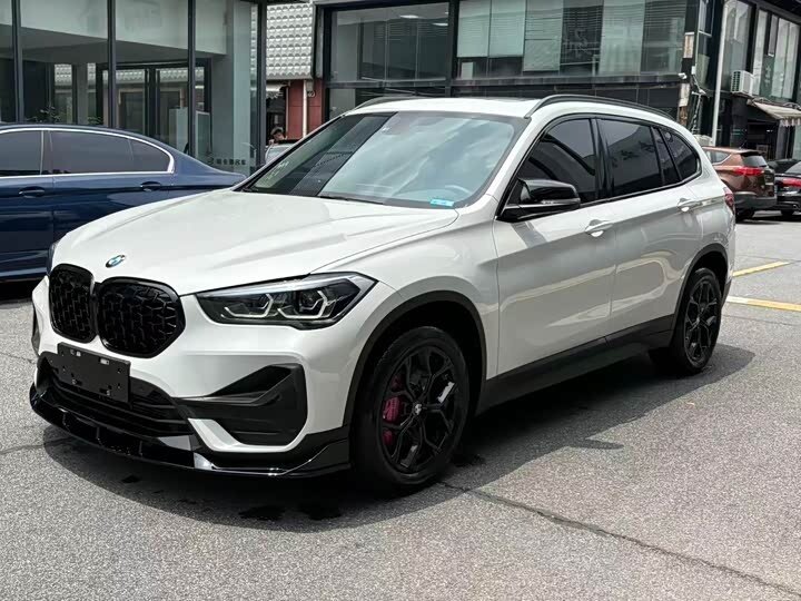 BMW X1 Long 20Li sDrive II (F48) Рестайлинг