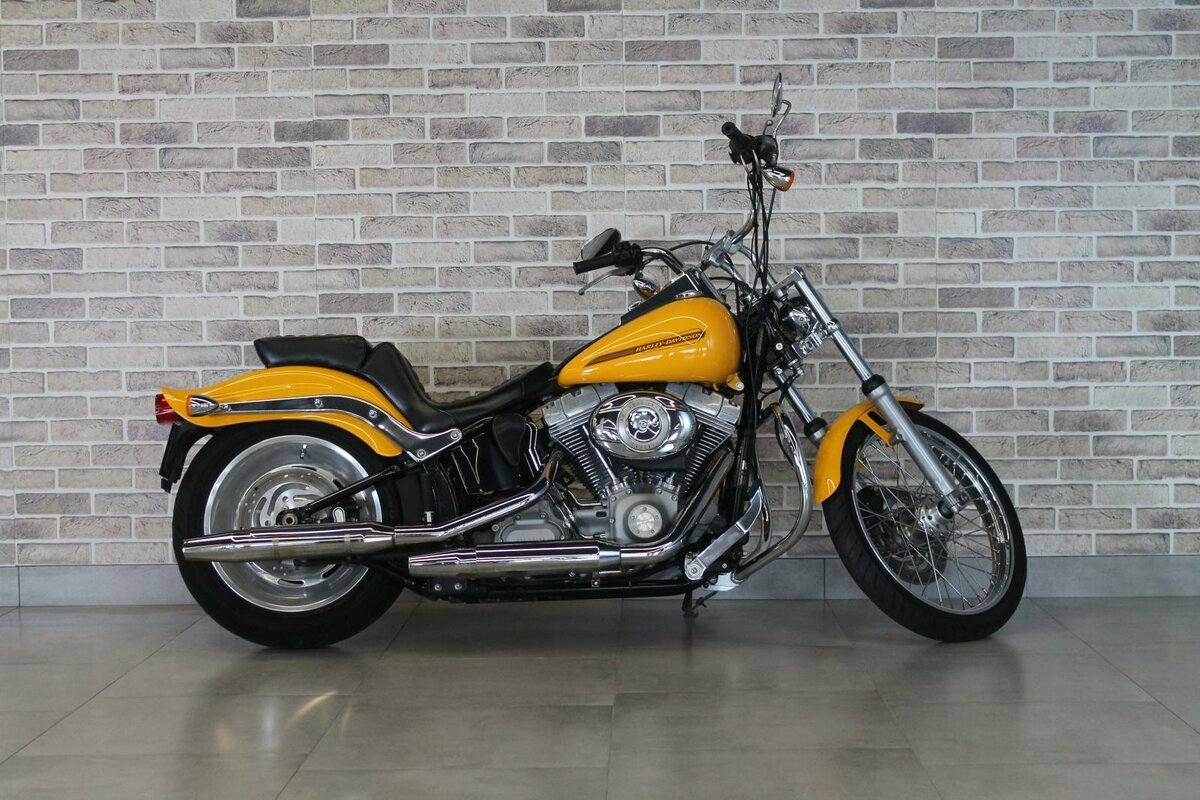 Harley-Davidson Softail Standard