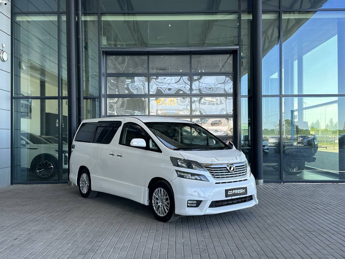Toyota Vellfire I