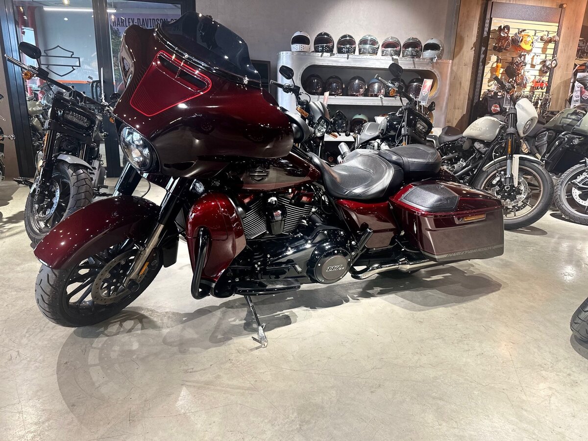 Harley-Davidson CVO Street Glide