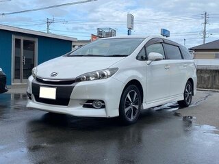 2013 Toyota Wish II Рестайлинг, белый, 981000 рублей, вид 1