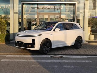 Li Auto (Lixiang) L7 52.3 kWh I Рестайлинг